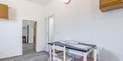 Thiesi P.zza Cavour  casa indipendente  mq 232  parzialmente ristrutturata