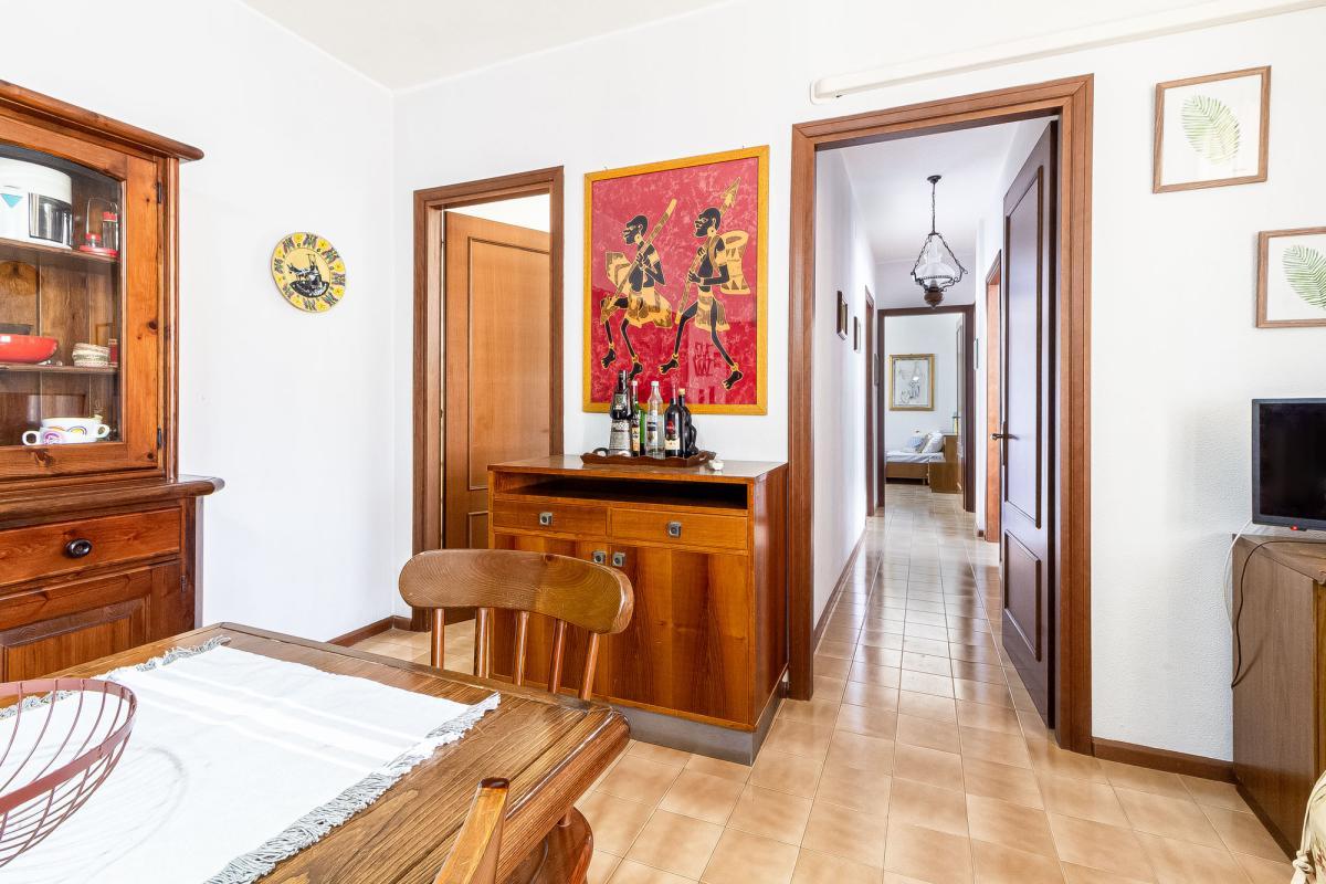 Alghero viale Europa quadrivano con veranda e posto auto