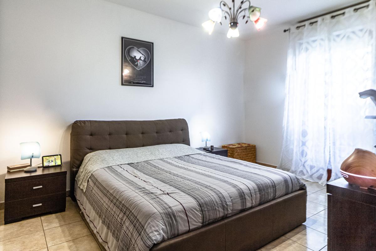 Porto Torres – Via Pertini - Trilocale con balcone vista parco, posto auto e cantina