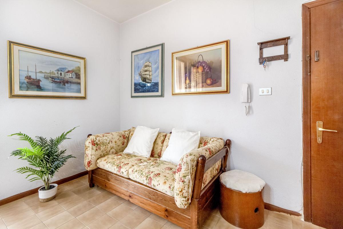 Alghero viale Europa quadrivano con veranda e posto auto