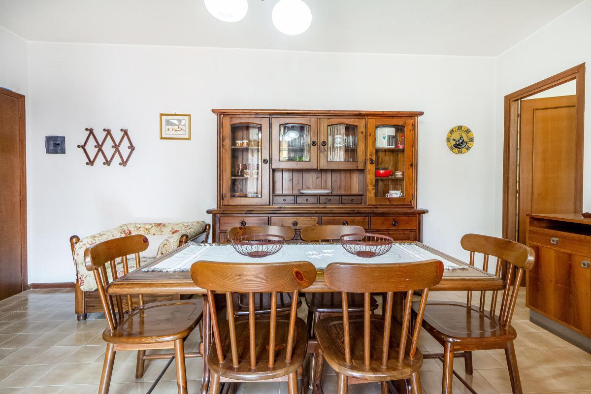 Alghero viale Europa quadrivano con veranda e posto auto