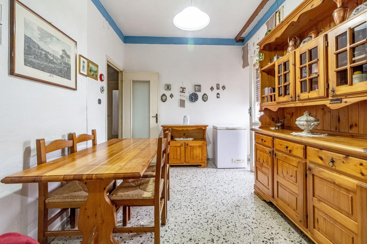 Sassari via Giusti ampio pentavano ultimo piano con cantina Sassari via Giusti ampio pentavano ultimo piano con cantina