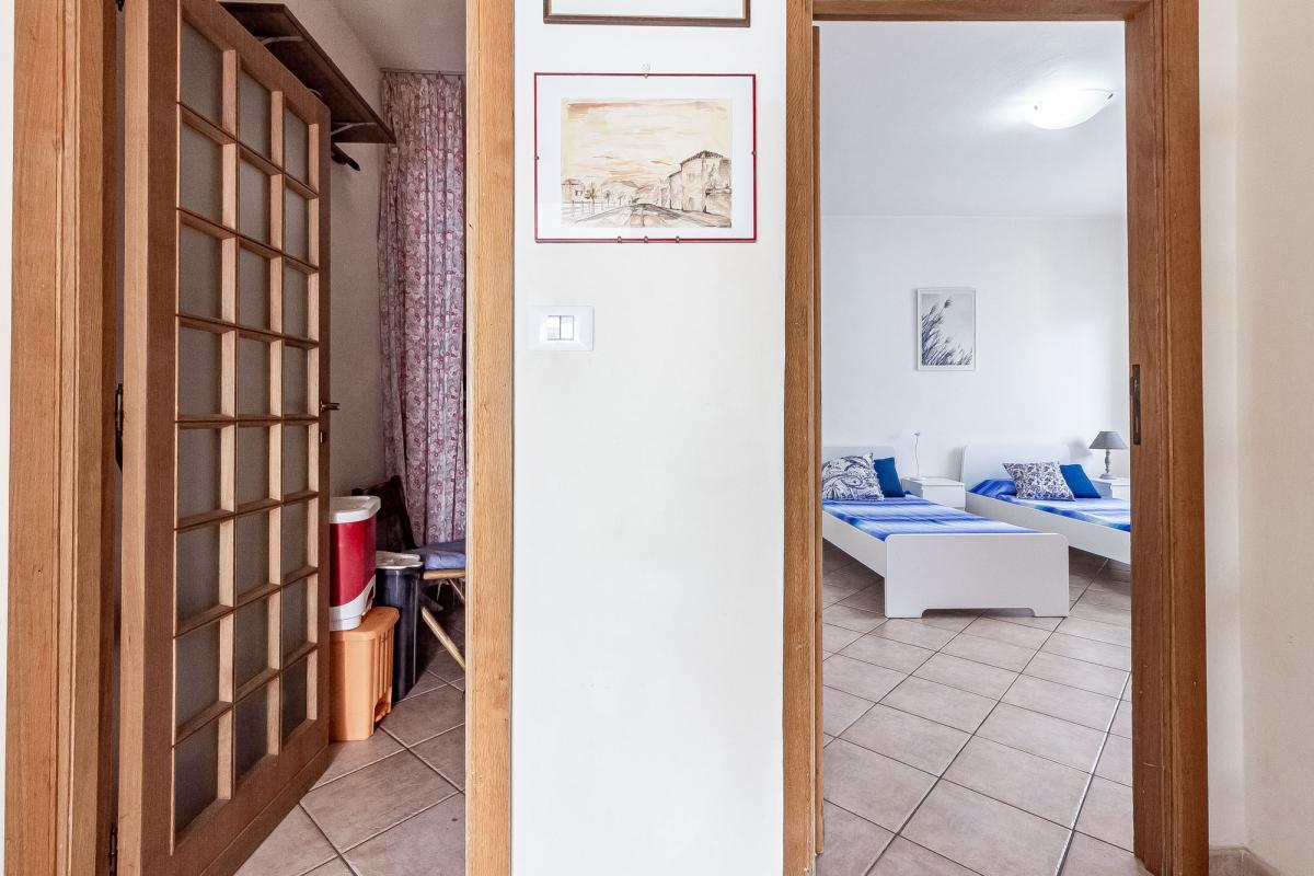 SASSARI Via Forlanini  ampio quadrivano con tripla esposizione e garage