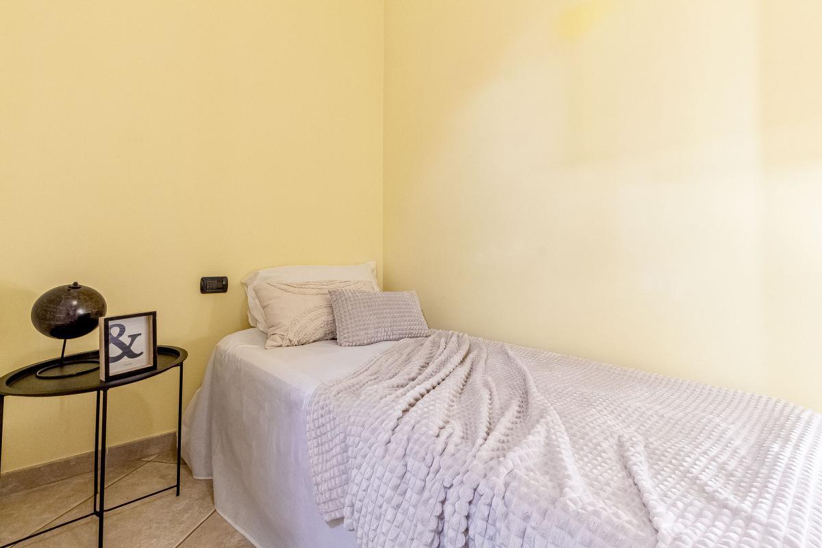 Sassari via Sardegna ampio appartamento con posto auto e cantina