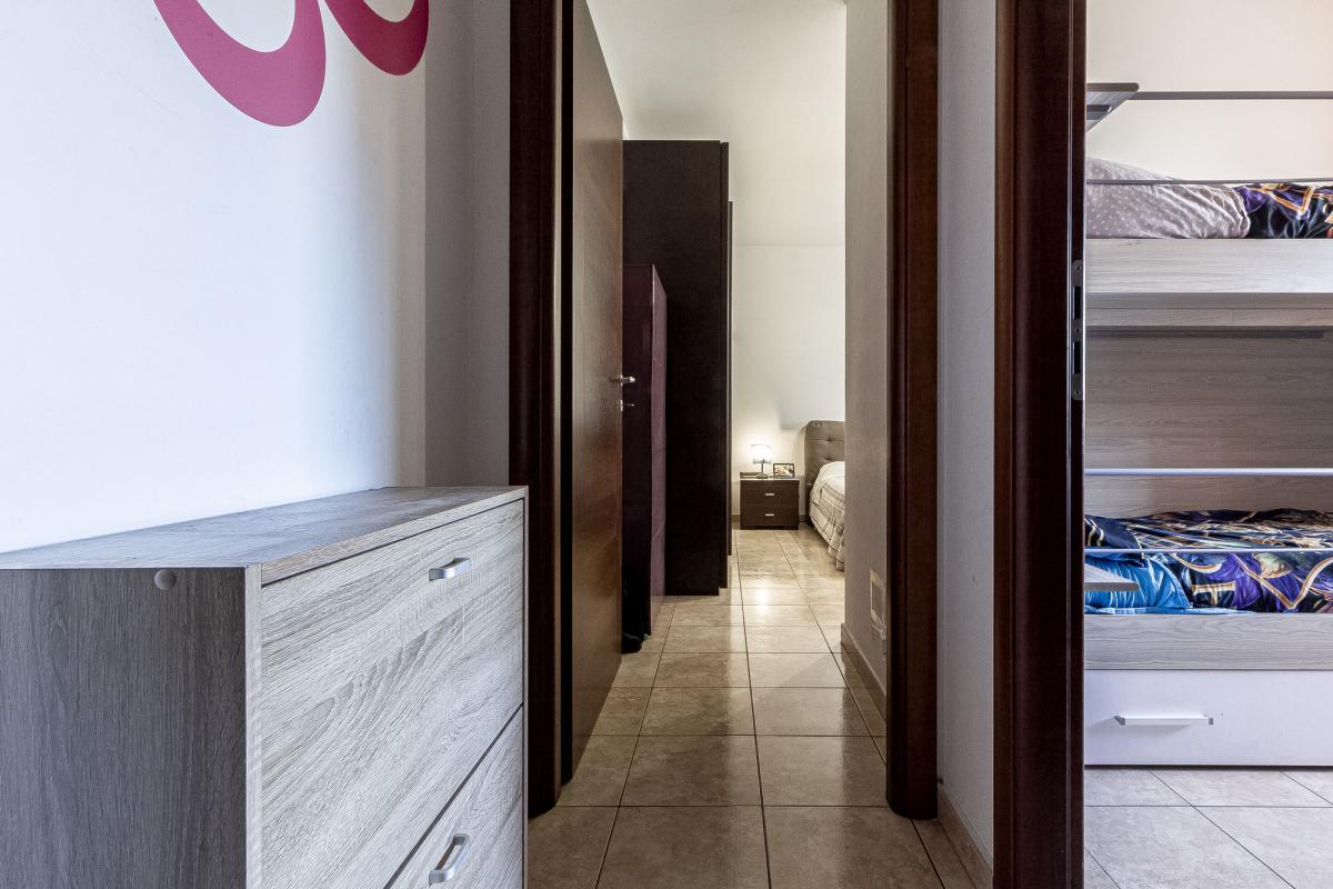 Porto Torres – Via Pertini - Trilocale con balcone vista parco, posto auto e cantina