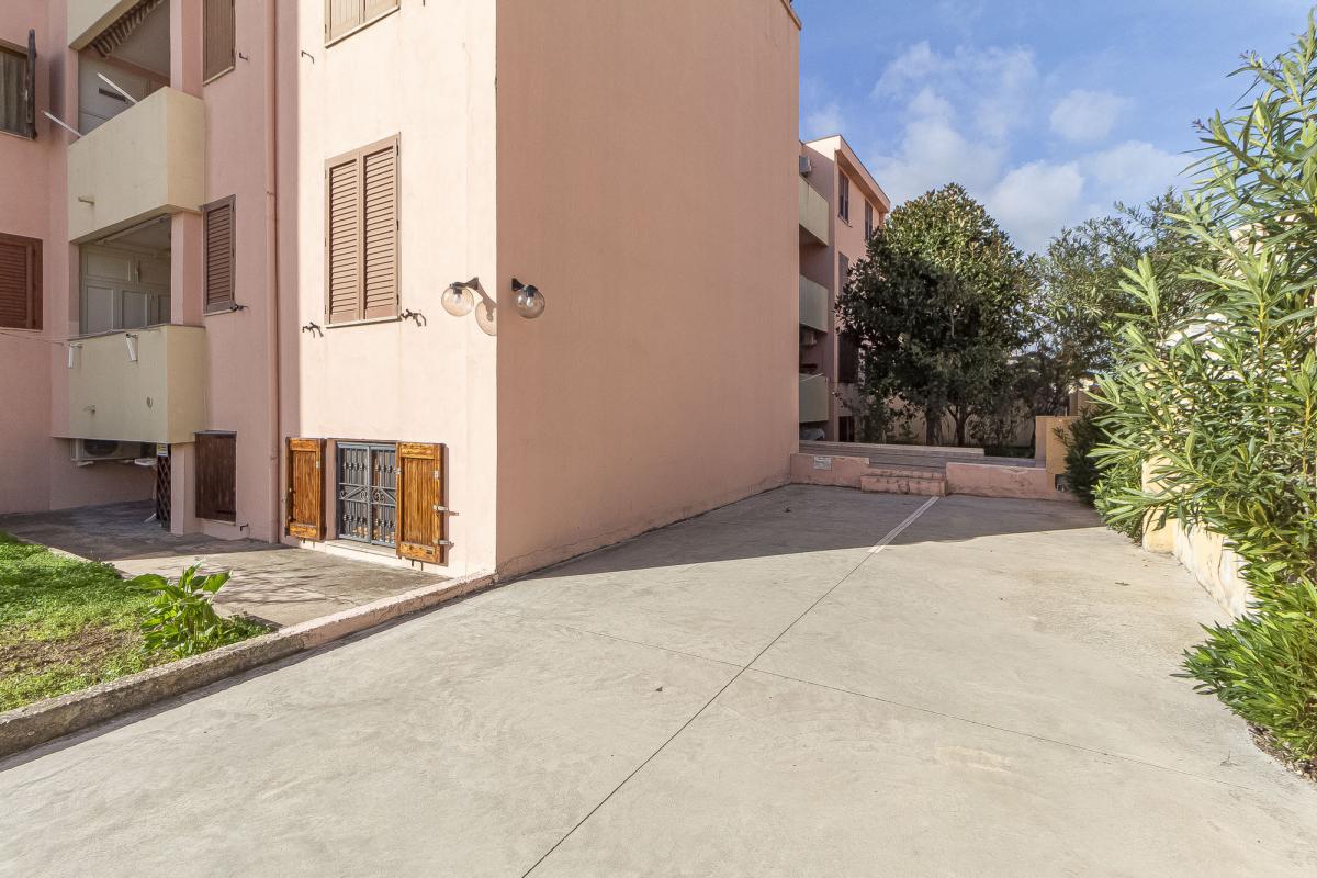 Alghero viale Europa quadrivano con veranda e posto auto