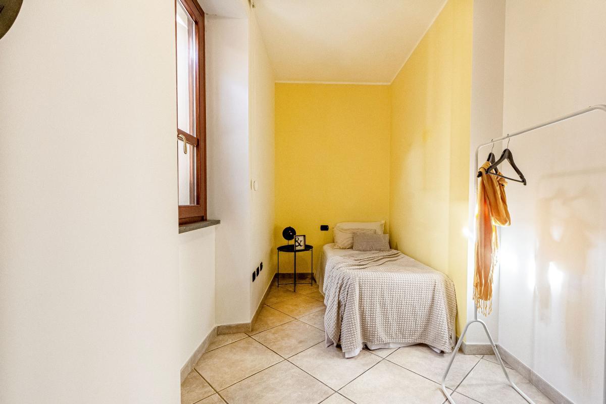 Sassari via Sardegna ampio appartamento con posto auto e cantina