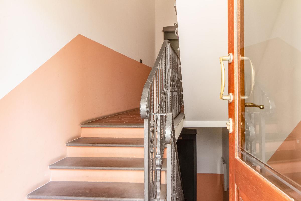 Sassari via Sardegna ampio appartamento con posto auto e cantina