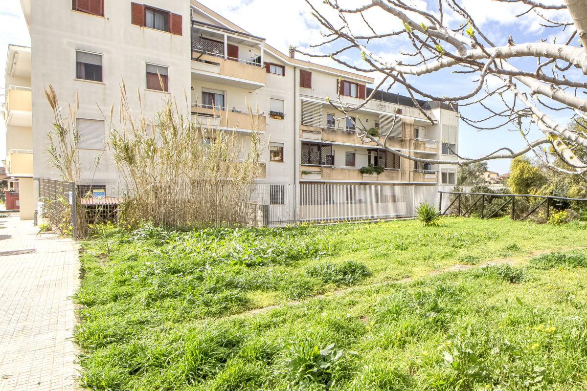 Porto Torres – Via Pertini - Trilocale con balcone vista parco, posto auto e cantina