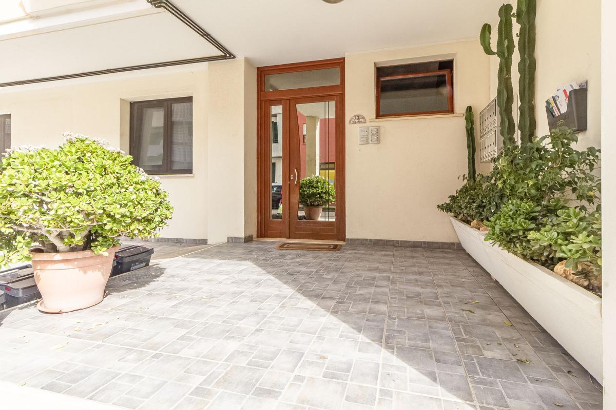 Porto Torres – Via Pertini - Trilocale con balcone vista parco, posto auto e cantina