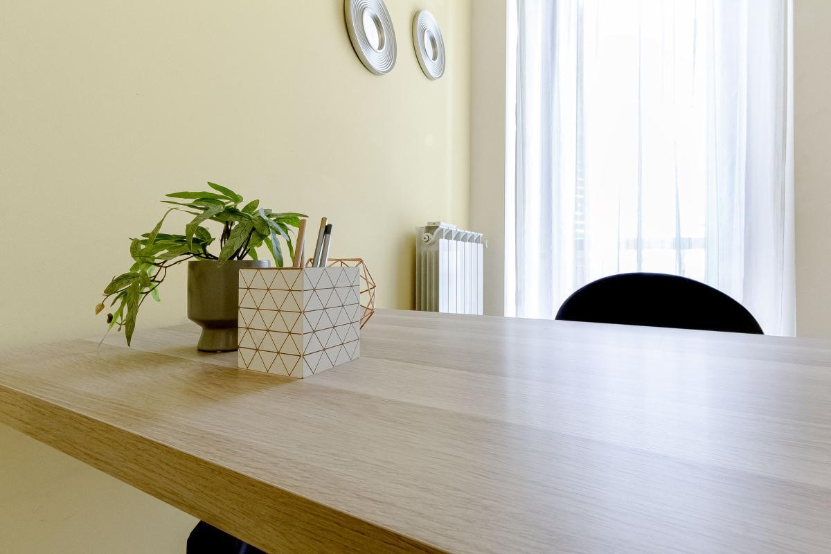 Sassari via Sardegna ampio appartamento con posto auto e cantina