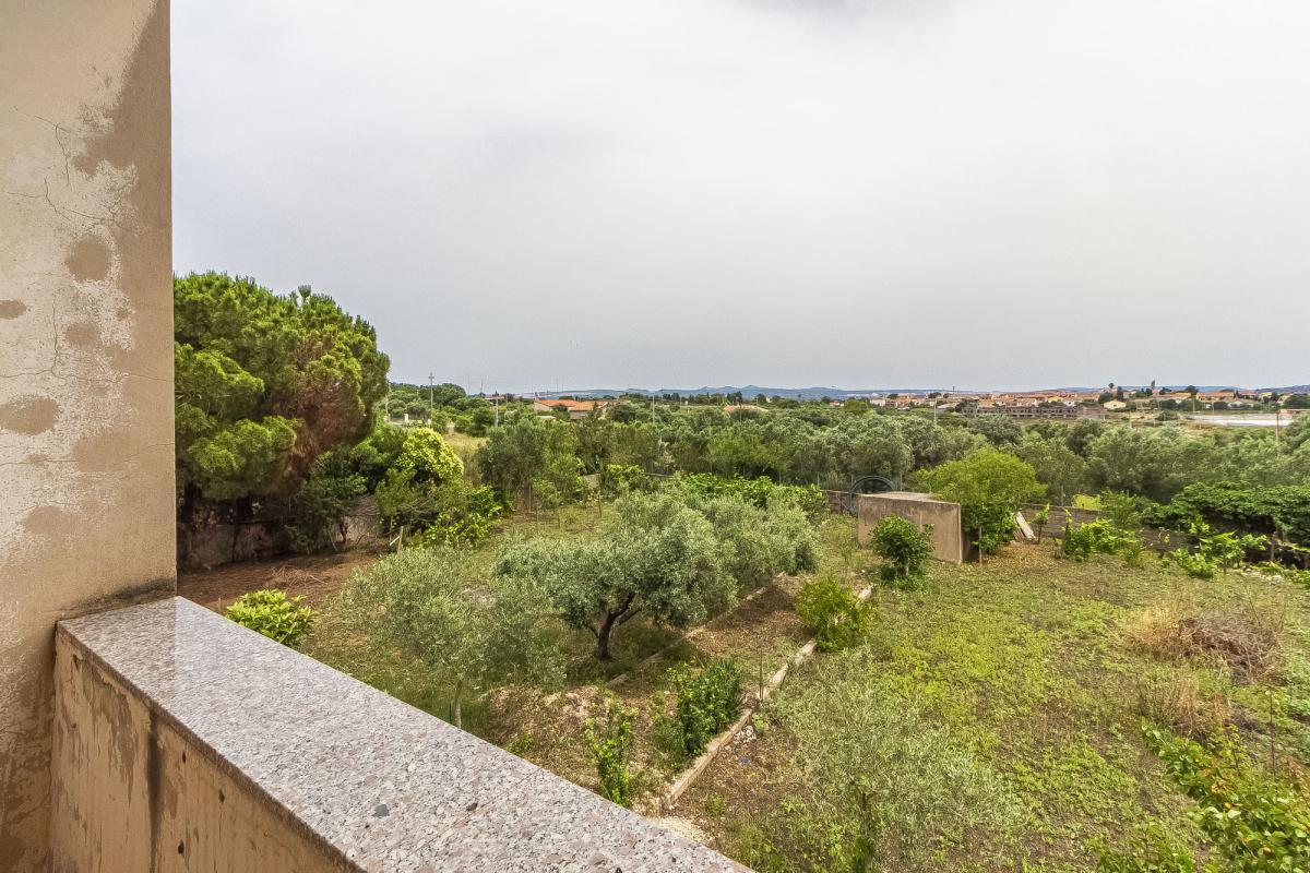 Sassari Ottava via Remo Branca casa indipendente mq 400 con terreno di pertinenza