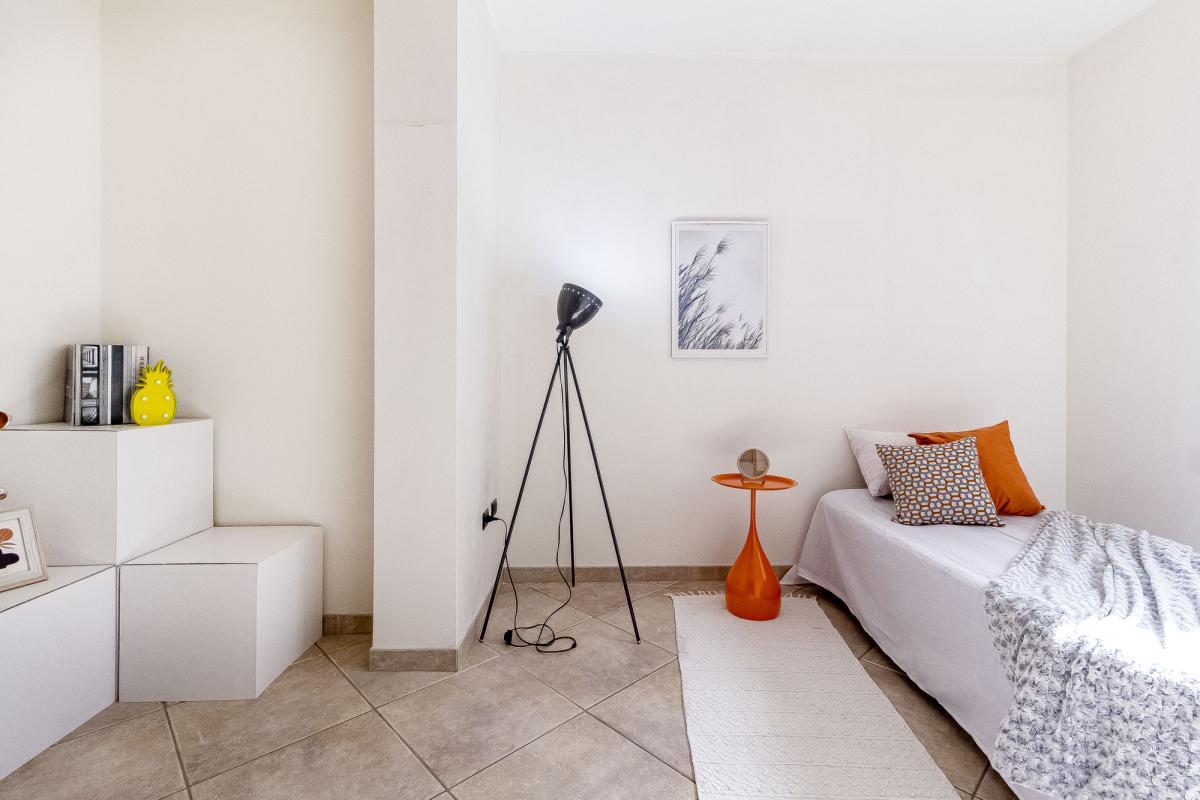 Sassari via Sardegna ampio appartamento con posto auto e cantina