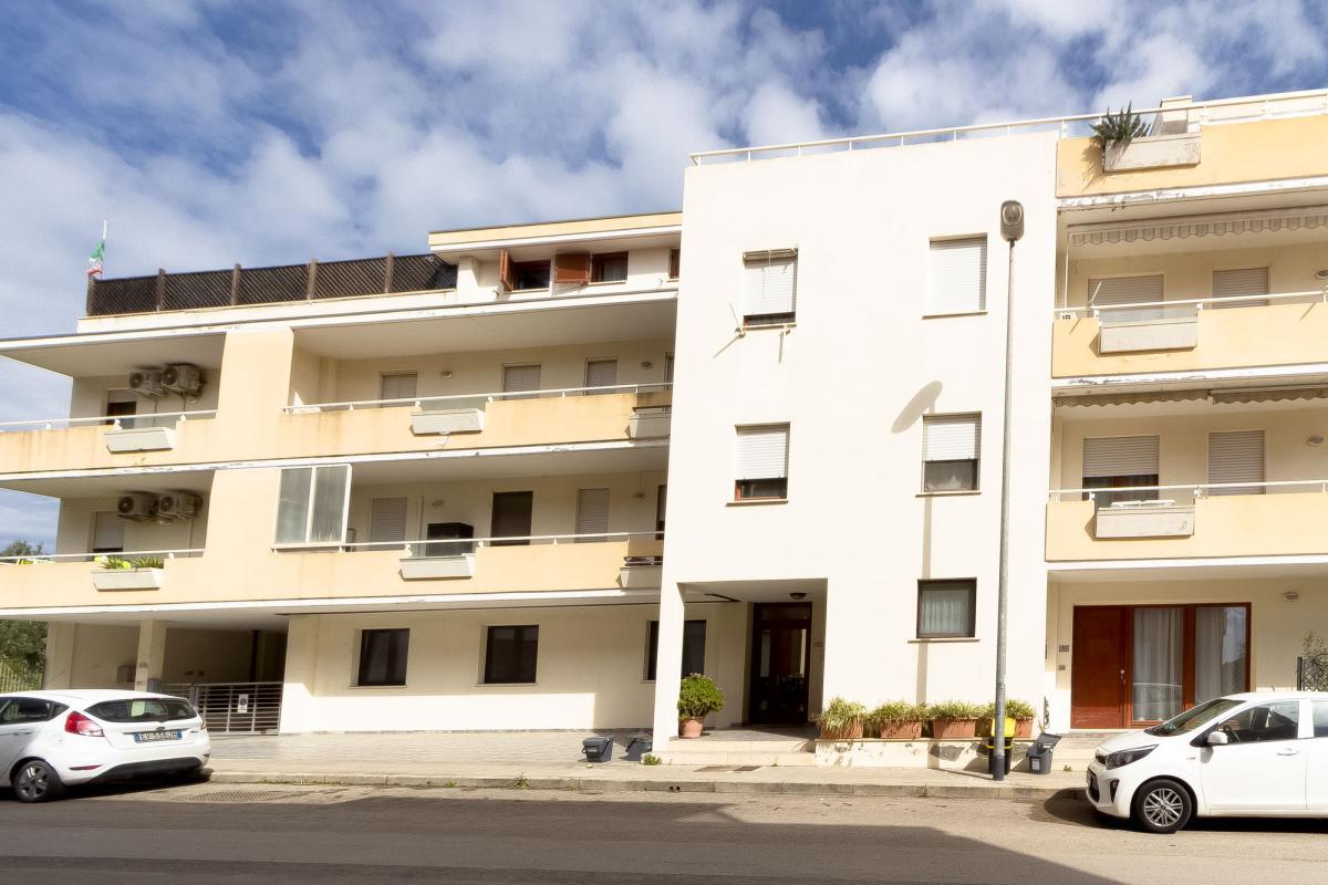 Porto Torres – Via Pertini - Trilocale con balcone vista parco, posto auto e cantina