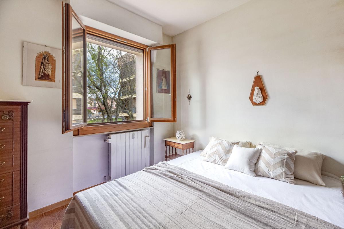 Sassari Largo Londra appartamento ampia metratura con box