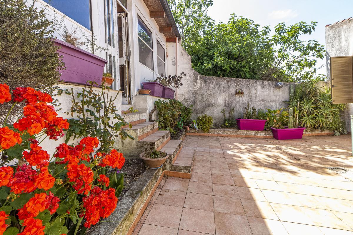 Giave (SS) Casa indipendente con giardino, grande veranda  e giardino privato nel cuore del Logudoro