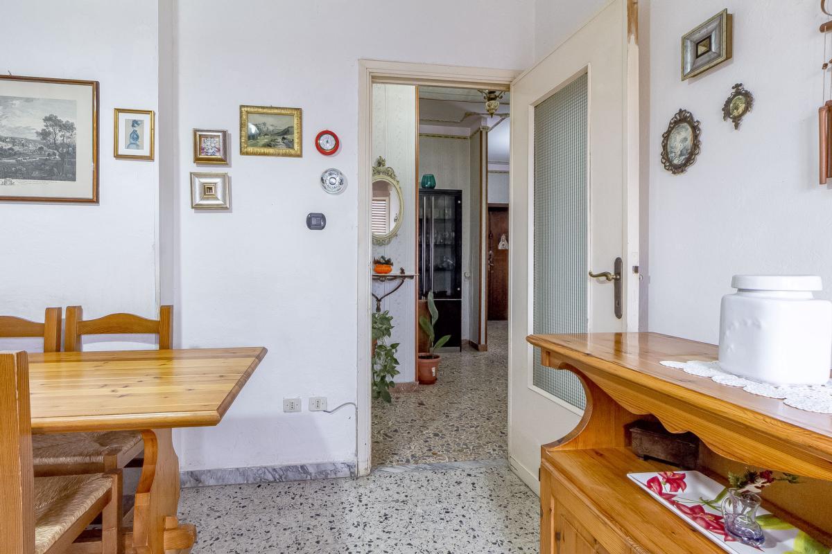 Sassari via Giusti ampio pentavano ultimo piano con cantina Sassari via Giusti ampio pentavano ultimo piano con cantina