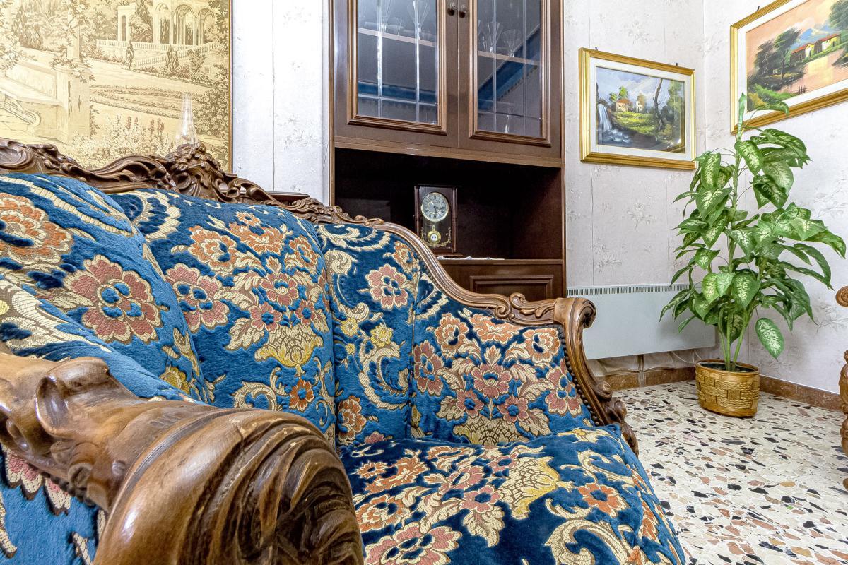 Sassari via Giusti ampio pentavano ultimo piano con cantina Sassari via Giusti ampio pentavano ultimo piano con cantina