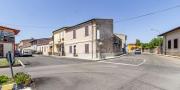 Thiesi P.zza Cavour  casa indipendente  mq 232  parzialmente ristrutturata
