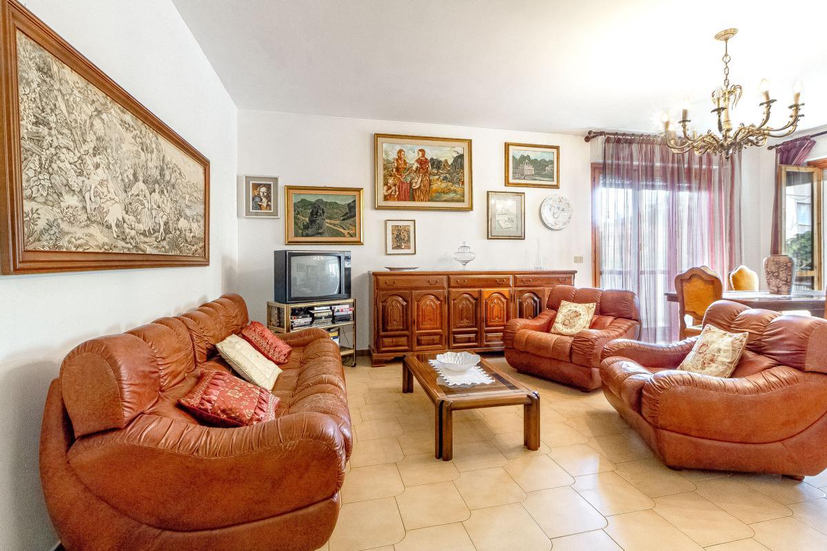 Sassari  via Antonio Pigliaru Monte Rosello Alto
