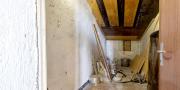 Thiesi P.zza Cavour  casa indipendente  mq 232  parzialmente ristrutturata