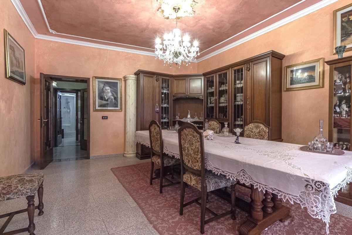 Giave (SS) Casa indipendente con giardino, grande veranda  e giardino privato nel cuore del Logudoro