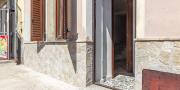 Thiesi P.zza Cavour  casa indipendente  mq 232  parzialmente ristrutturata