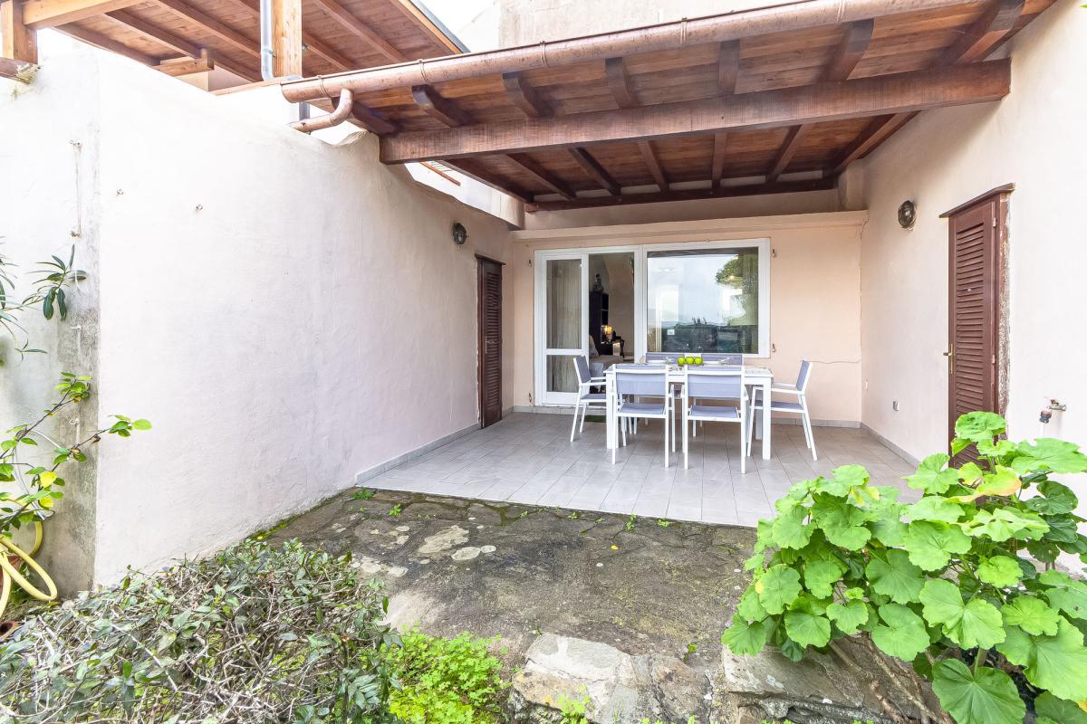 Stintino loc. L'Ancora Villino a schiera  con veranda e giardino vista mare