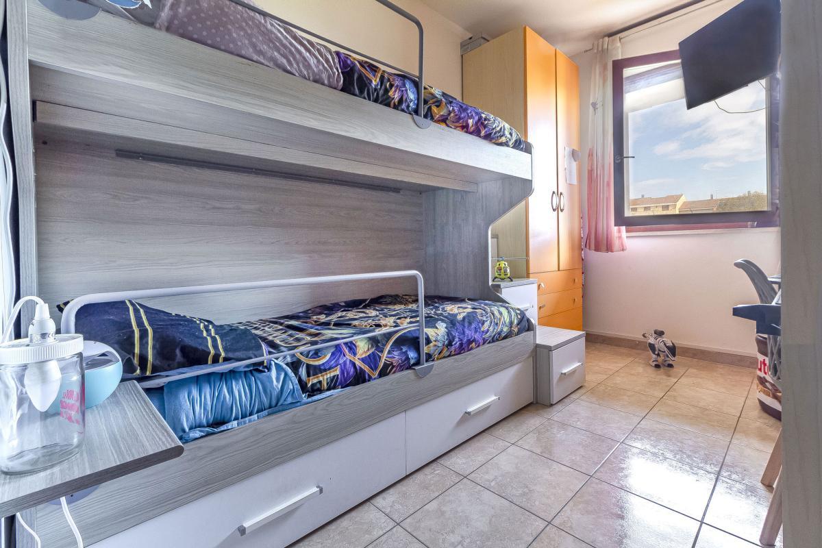 Porto Torres – Via Pertini - Trilocale con balcone vista parco, posto auto e cantina